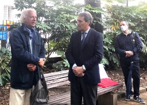 4d2c29556d563fa89b2b1d405acd6a98