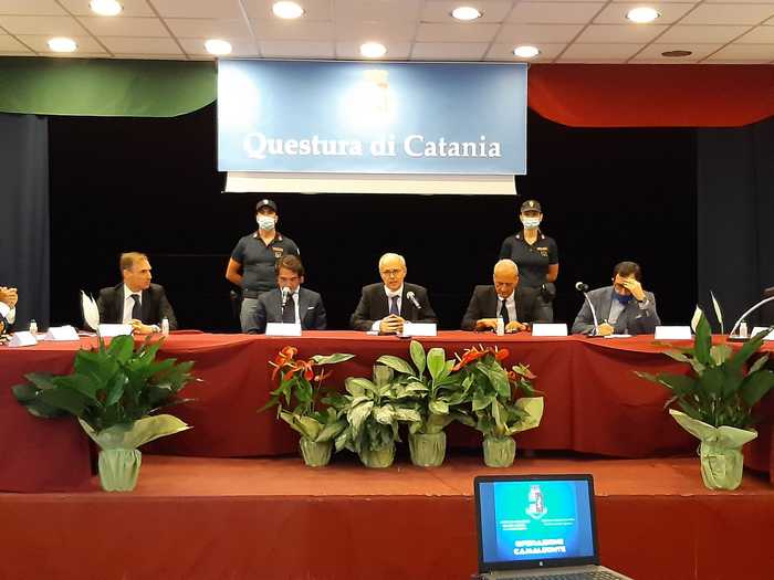 Catania, ordinanza per 52 persone del clan Cappello-Bonaccorsi