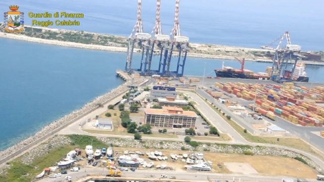 Calabria, l’altro virus si chiama ‘ndrangheta