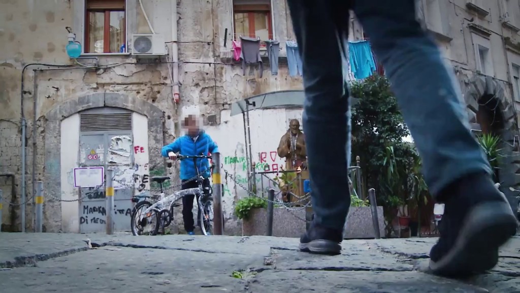 “Salviamo i giovani delle periferie dall’abbraccio delle mafie”