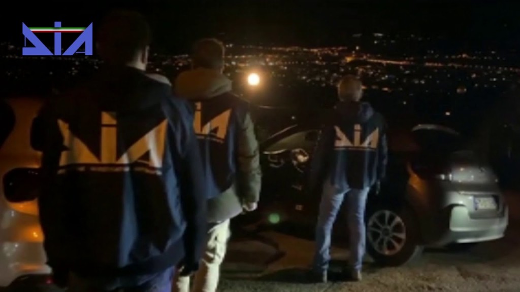 Arresti domiciliari per funzionario Regione Siciliana accusato di aver favorito Arata e Nicastri