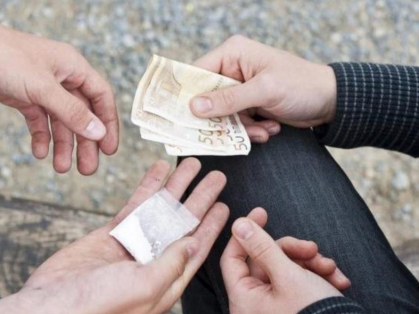 Traffico e spaccio di stupefacenti, un’attività diffusa nella società