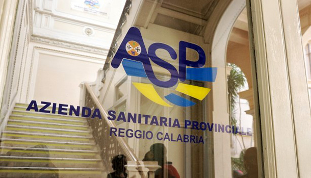 ‘Ndrangheta: infiltrazioni nella Asp Reggio Calabria, 14 arresti