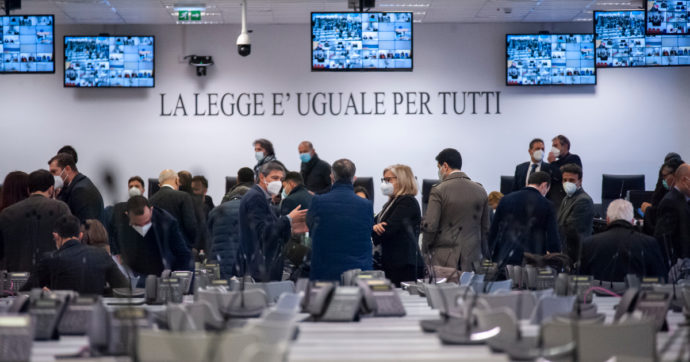 Luce su Rinascita Scott, telecamere ammesse. Fnsi e Usigrai: vittoria importante