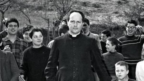 Parola e comunicazione. Coscienza critica e sguardo sul mondo. L’esperienza di don Milani