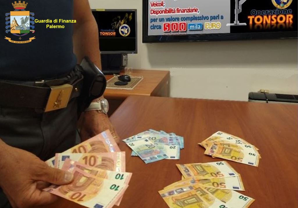 Palermo, operazione Tonsor: la Gdf sgomina banda usurai