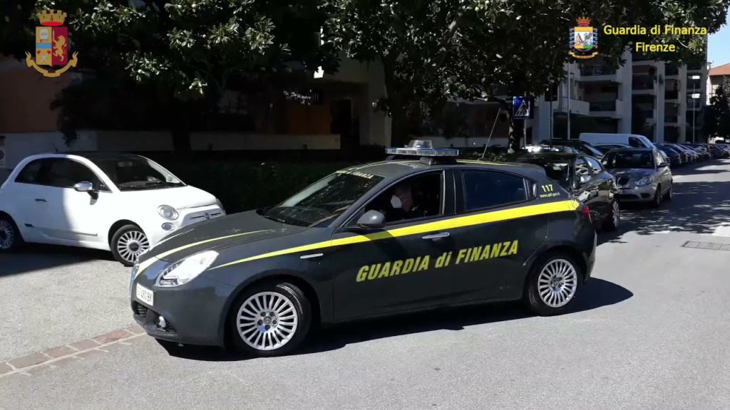 Firenze, operazione Revenge: le mani della camorra sui finanziamenti Covid