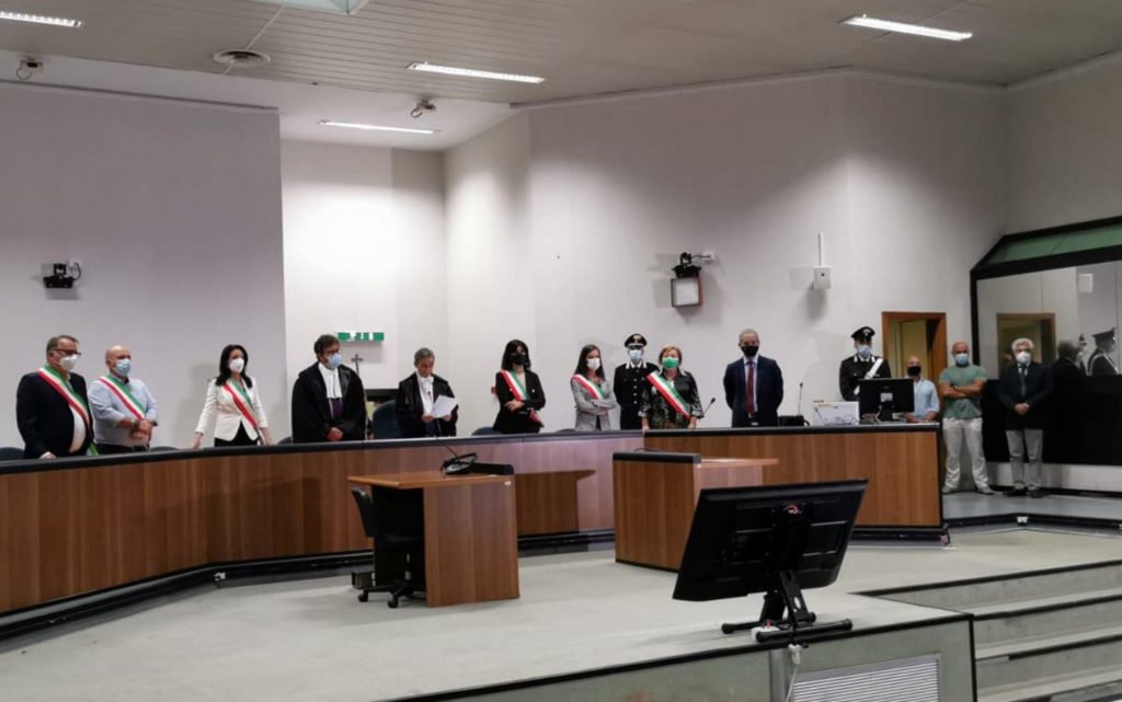 Trattativa Stato-mafia: appello ribalta verdetto. Assolti Dell’Utri e Mori