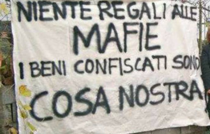I soldi dei mafiosi a chi lavora