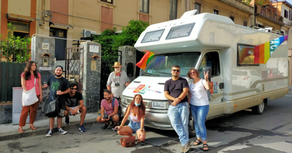 Il camper antimafia. Gli eredi di Pippo Fava: beni confiscati, ecco la mappa “on the road”