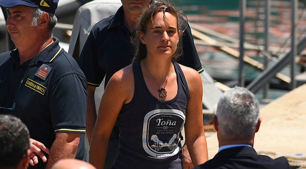 Archiviate le accuse contro Karola Rackete, adempì al dovere di salvare vite umane