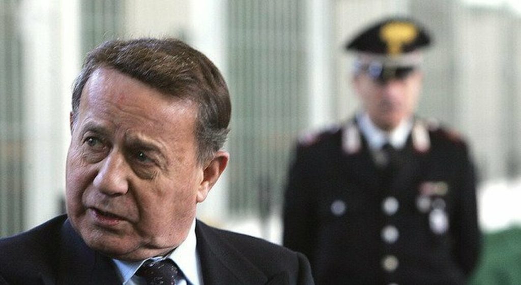 È morto Flavio Carboni, il faccendiere al centro dei misteri italiani