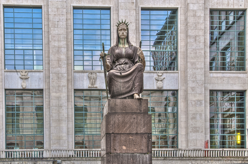 Procura Milano, per i cronisti solo conferenze stampa, ma meglio i comunicati