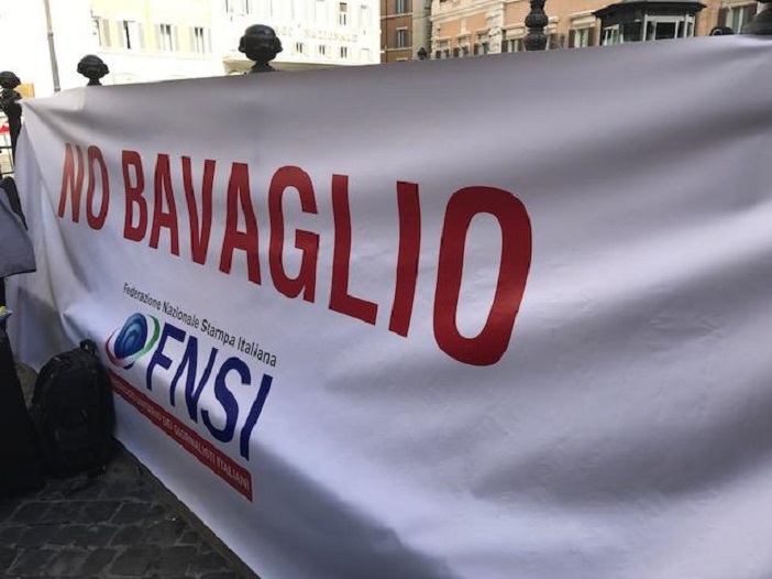 “Giornalisti anti-Meloni”, Fnsi: «Liste di proscrizione un rischio per la democrazia e l’incolumità dei cronisti»