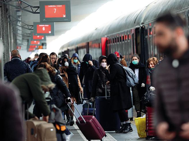Sociologia in treno. Narcisisti e indifferenti: le metafore e le nostre guerre lungo i binari