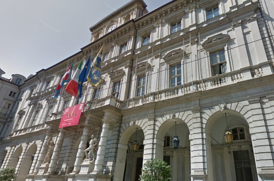 Il Pirellone scarica Savoini con voto segreto: Torino potrebbe fare altrettanto con Garcea