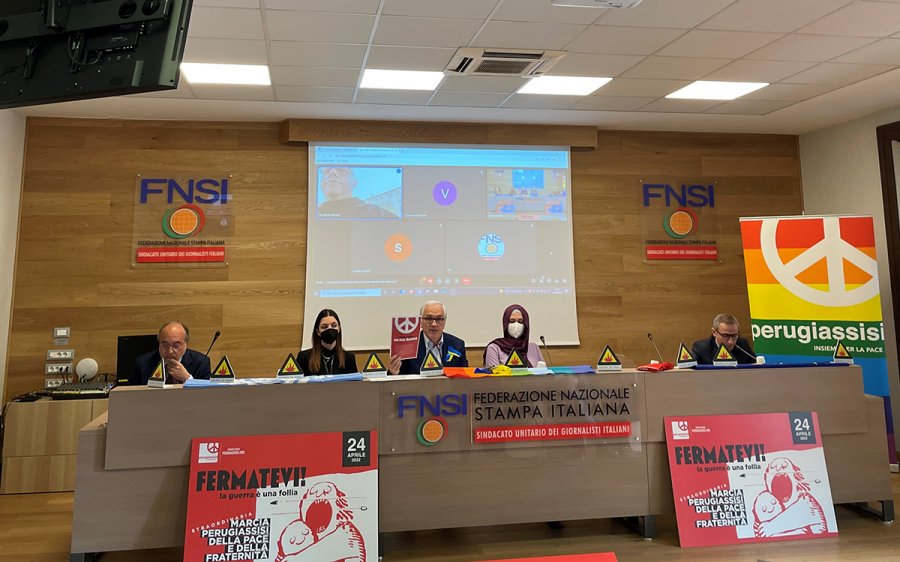 Marcia PerugiAssisi straordinaria per la pace: “Tacciano le armi, riparta la diplomazia”