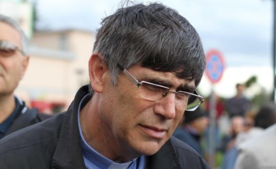 Camorra, assegnata la scorta a Don Maurizio Patriciello