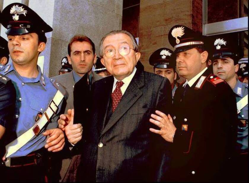 La mafia vive finché serve. Il polipartito della piovra