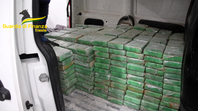 Trieste, sequestro record di 4,3 tonnellate di cocaina