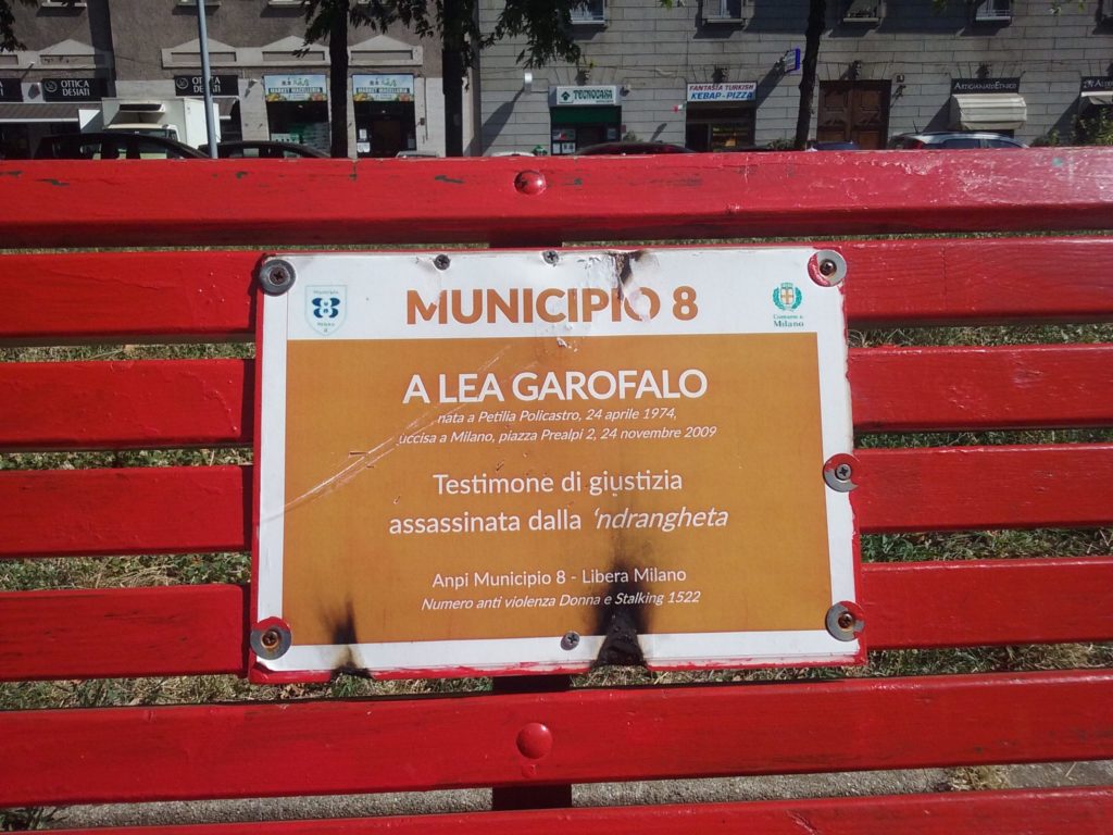 Milano, nuovamente bruciata la panchina dedicata a Lea Garofalo