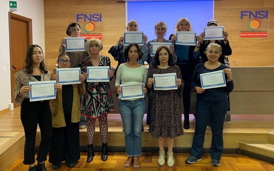 Dare voce alle battaglie per la libertà in Iran, tra commozione e impegno