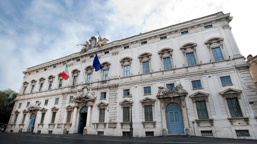 Ergastolo ostativo: la Corte Costituzionale restituisce gli atti alla Cassazione