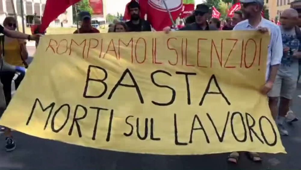 Morti sul lavoro. Vergognatevi tutti…