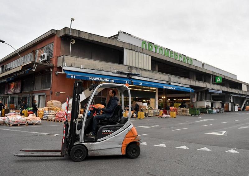 Ortomercato Milano, amministrazione giudiziaria per società che subappaltava a condannato per mafia