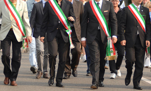 L’abuso d’ufficio e la “paura della firma” dei sindaci