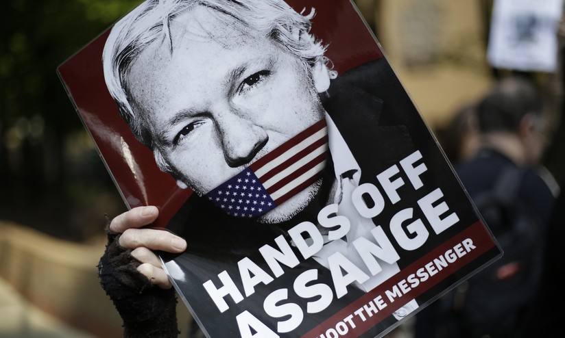 Assange: quali vie possibili per il giornalista in carcere?