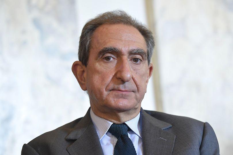 Rai, si dimette Carlo Fuortes. Usigrai: «Finita la farsa, no a nuove occupazioni»