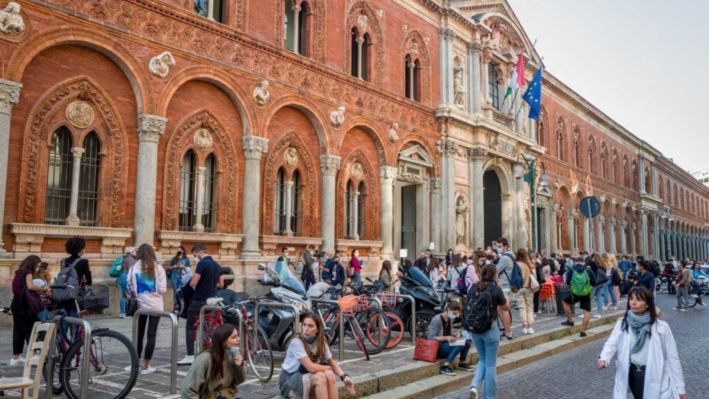 Statale di Milano. La legalità è gentilezza. La preziosa lezione dei “giovani d’oggi”