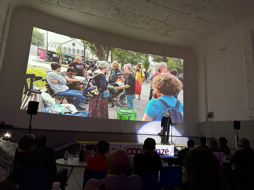 Una piazza di Trieste dove avvengono miracoli
