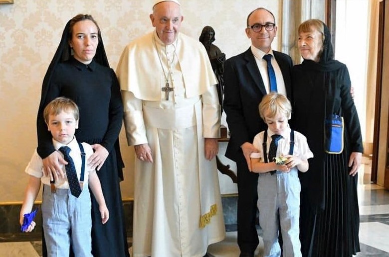 Un’udienza che regala una speranza per la libertà di Julian Assange