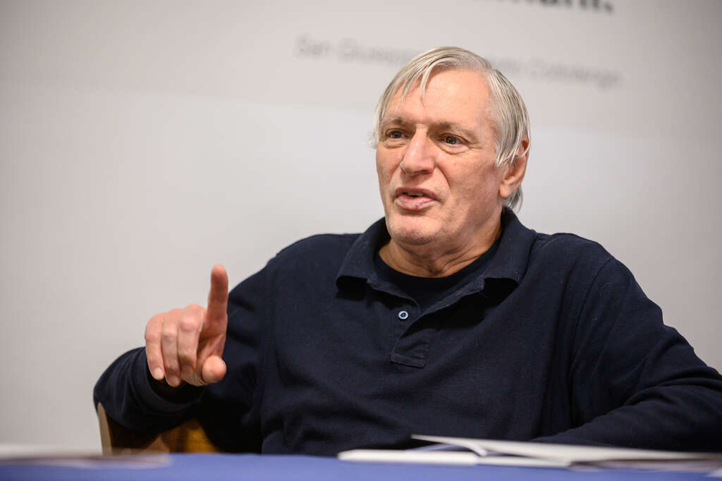 Salvini, l’incontinente. Ennesima figuraccia: con Don Ciotti era meglio “tacere in tempo”