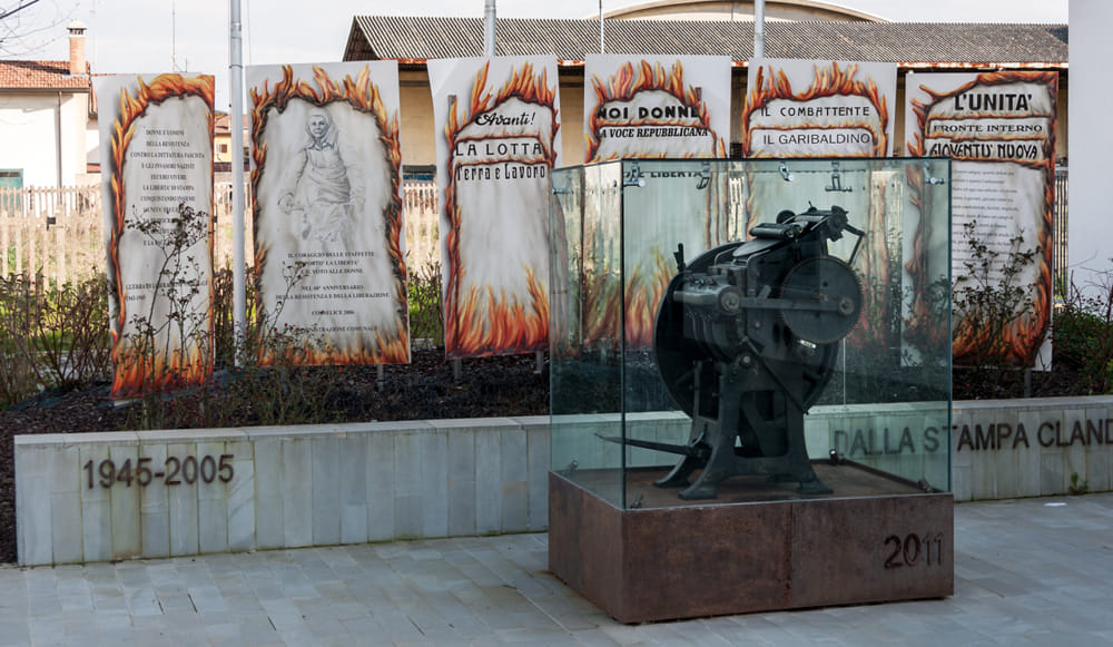 Conselice (RA), dal 30 settembre al 2 ottobre le celebrazioni per il 17° anniversario del Monumento alla libertà di stampa