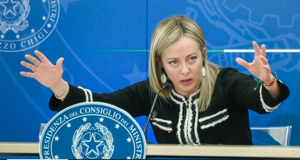 Giorgia Meloni e il rispetto della Costituzione