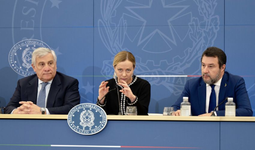 Le bugie del Governo sulla revisione della Costituzione