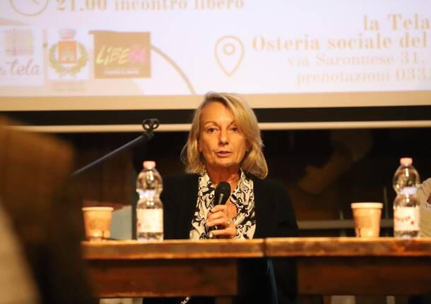 Alessandra Dolci all’osteria confiscata di Rescaldina: “Scegliete da che parte della strada stare”