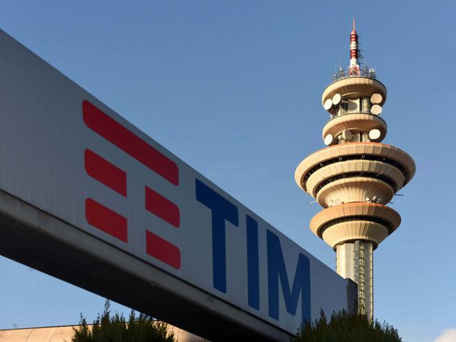 Mai di domenica il supermercato di Tim