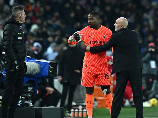 I razzisti vanno espulsi dagli stadi