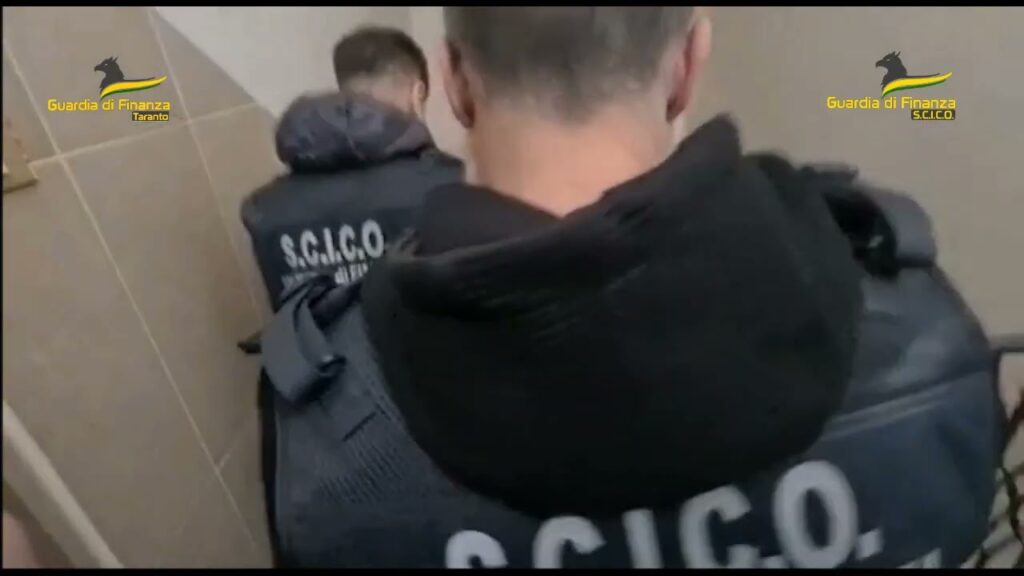 Taranto, 29 arresti per associazione mafiosa e sequestrati beni per oltre 6 milioni di euro