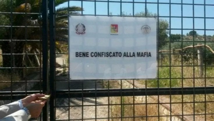 “Aziende confiscate alla criminalità patrimonio della collettività. Un caso di studio”