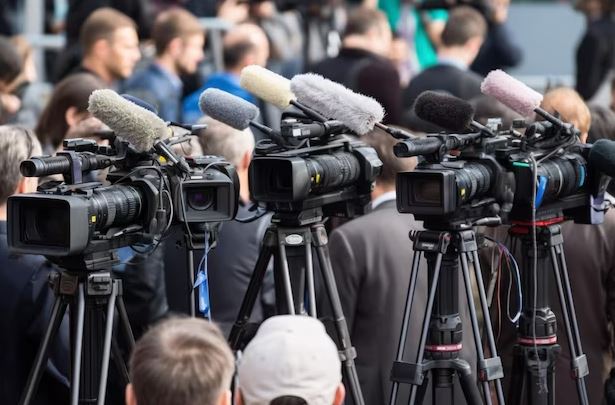 Informazione, la lotta di classe nell’immaginario