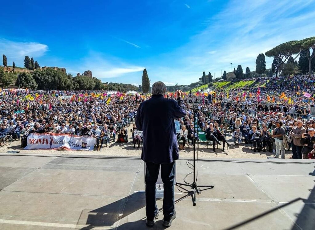 Roma 21 marzo. Don Luigi e il popolo dei centomila