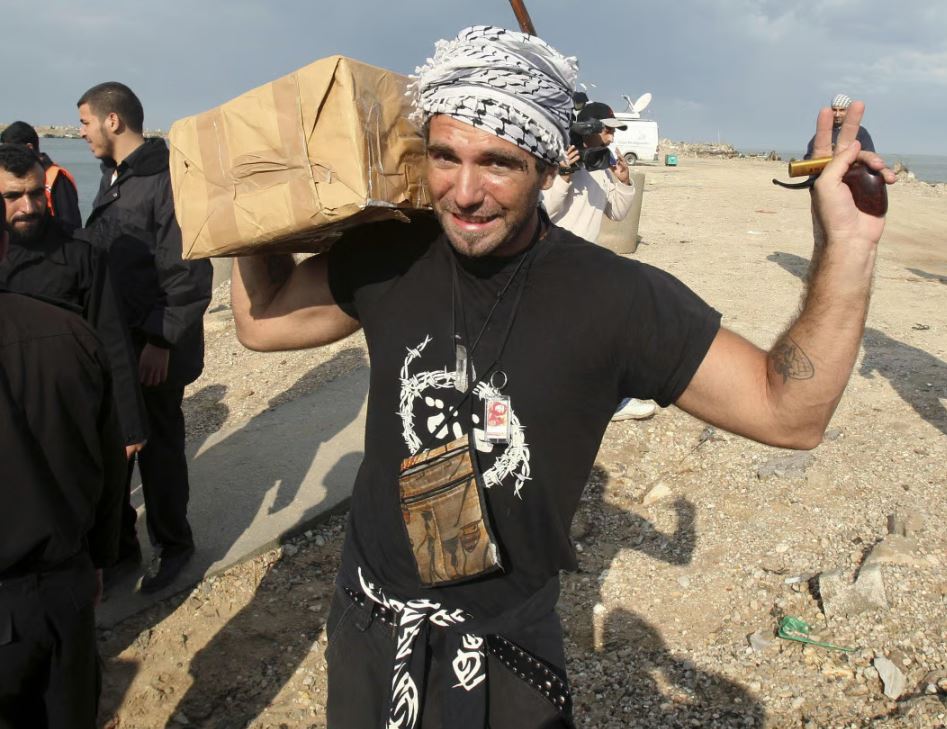 Vittorio Arrigoni, a 13 anni dalla morte tre elementi della sua lotta mi paiono irrinunciabili