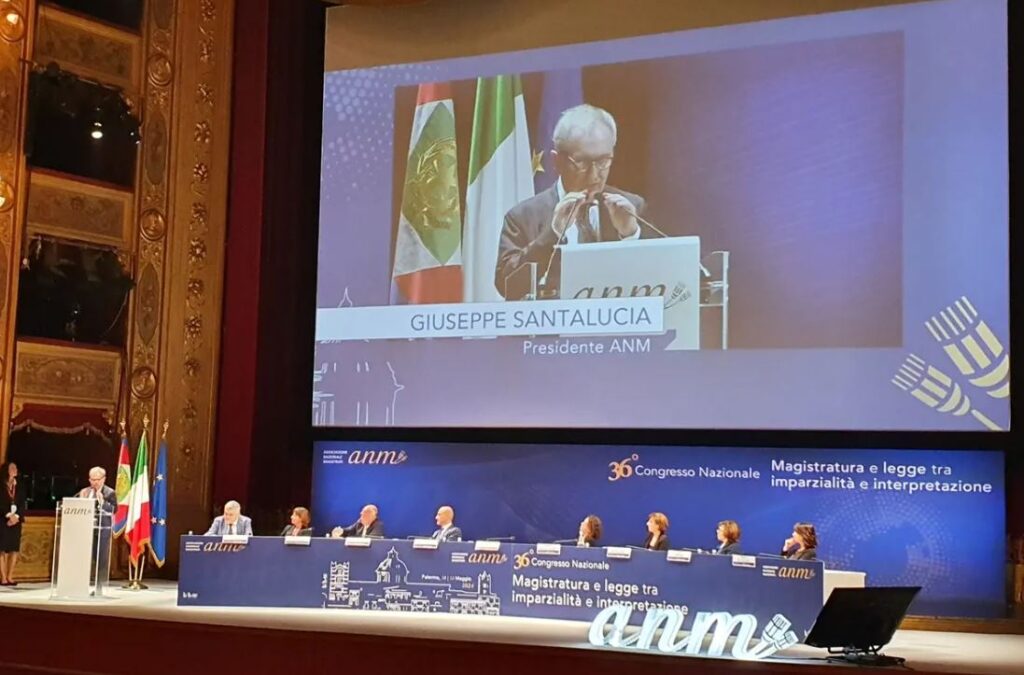 “Il vincolo di soggezione alla legge è ineludibile per l’indipendenza della magistratura”