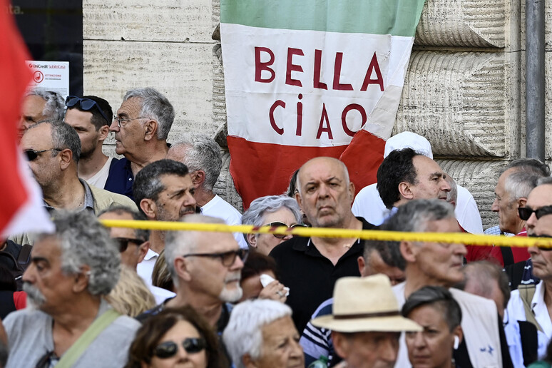 Approvata l’autonomia differenziata: spaccato il Paese, tradita la Costituzione