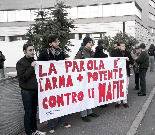 Antimafia. L’invasione delle parole-clichè. Tanto varrebbe usare l’intelligenza artificiale